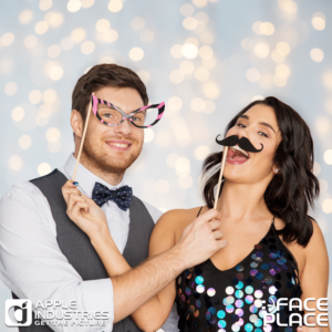 Why You Should Hire A Photo Booth Service In Addition To Your Photographer